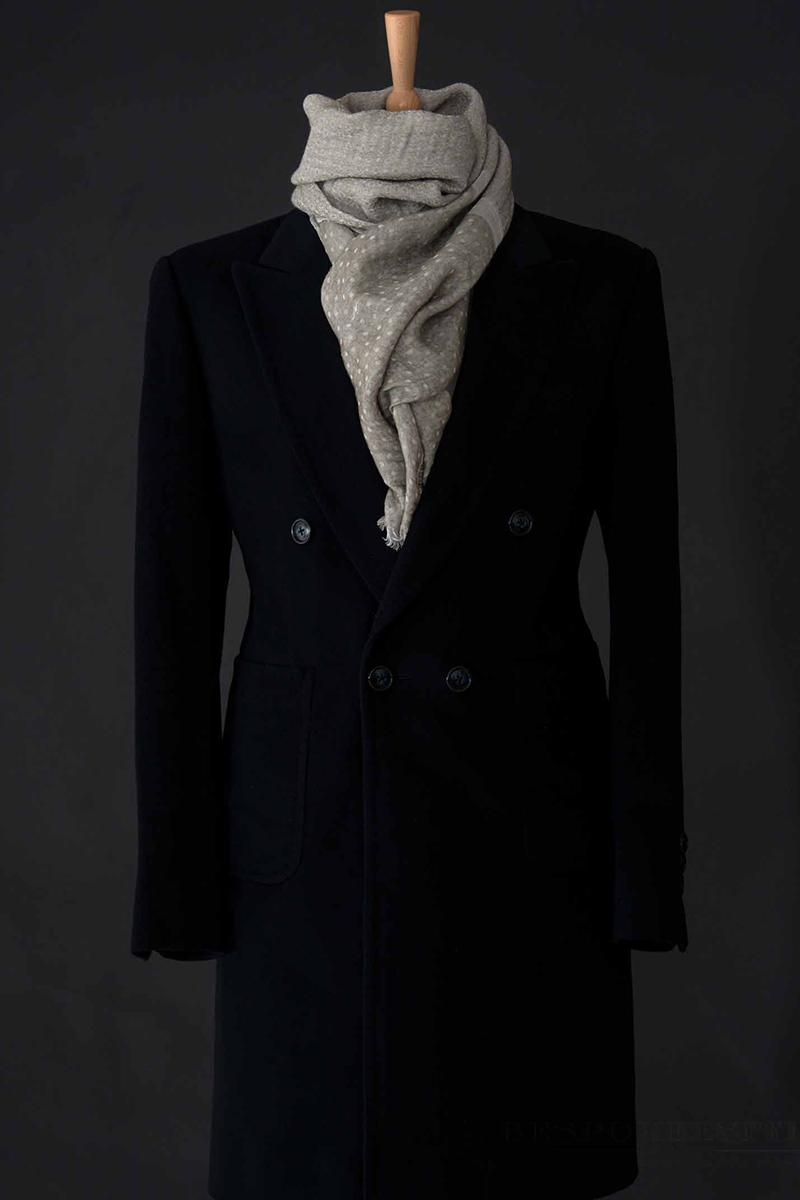 Luxurious Cashmere Wintercoat. Double Breasted with a Low Gorge photo